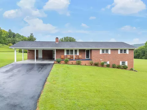 10219 Miller Rd, Soddy Daisy, TN 37379