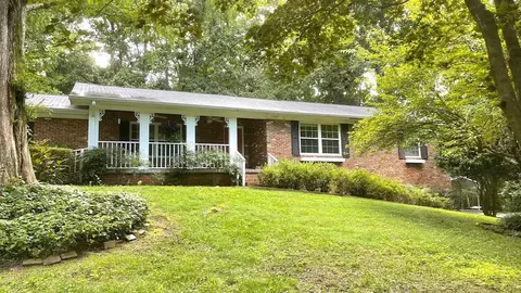 7342 Valley Ln, Hixson, TN 37343