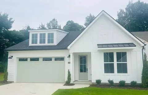 2876 Butlers Green Cir #40, Chattanooga, TN 37421