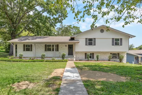 4929 Willow Lawn Dr, Chattanooga, TN 37416