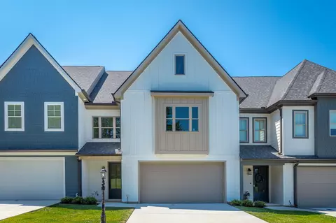 9654 Dutton Ln, Ooltewah, TN 37363