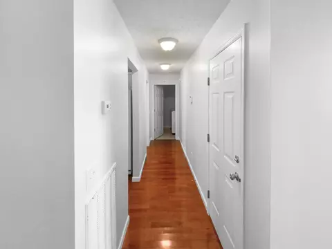 Entry Way - 6830 Old Stage Rd, Chattanooga, TN 37421 photo 2 of 2