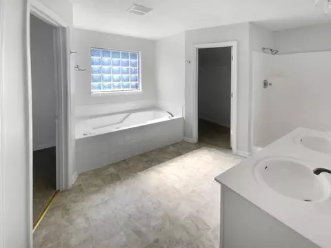 Bath - 6830 Old Stage Rd, Chattanooga, TN 37421 photo 1 of 2