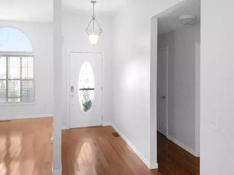 Entry Way - 6830 Old Stage Rd, Chattanooga, TN 37421 photo 1 of 2