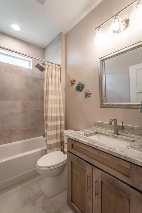Bath - 364 Pappy Rd, Jasper, TN 37347 photo 1 of 5