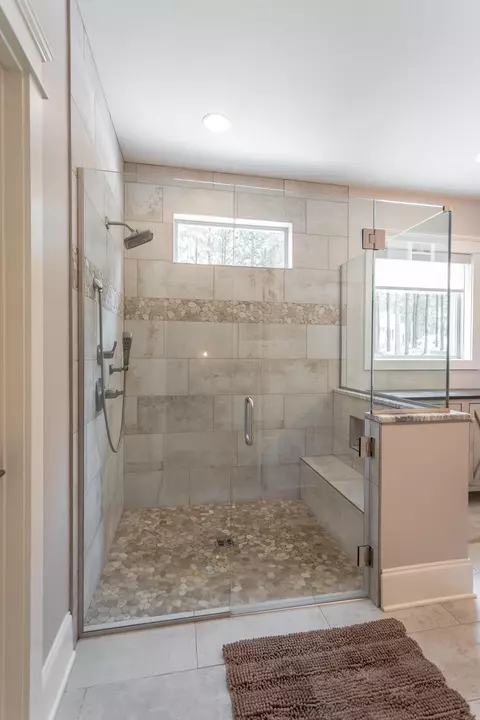 Bath - 364 Pappy Rd, Jasper, TN 37347 photo 3 of 5