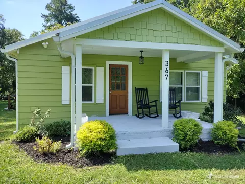 367 Lisbon Rd, Chickamauga, GA 30707