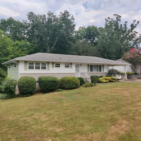 5626 Crestview Dr, Hixson, TN 37343