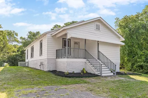 89 Parkett St, Rossville, GA 30741