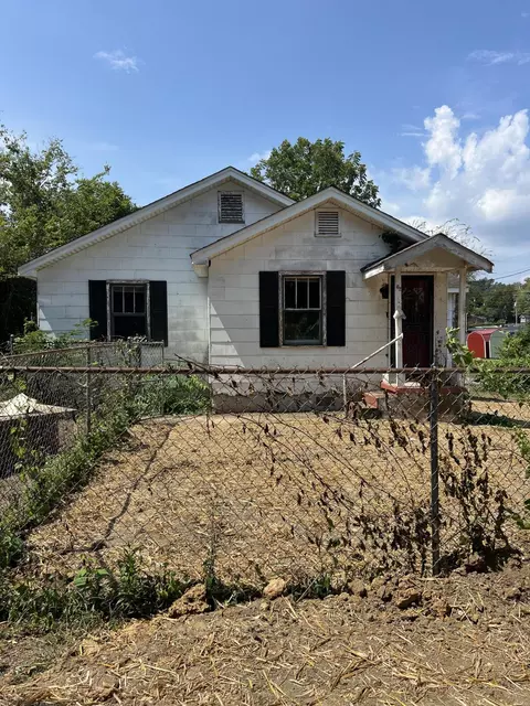 62 Parkett St, Rossville, GA 30741