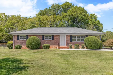 2355 NW Harris Cir, Cleveland, TN 37311