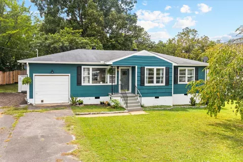 8 Polk Cir, Fort Oglethorpe, GA 30742