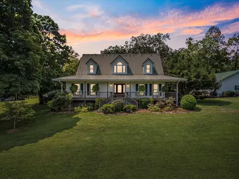 653 Sprouse Hill Rd, Dunlap, TN 37327