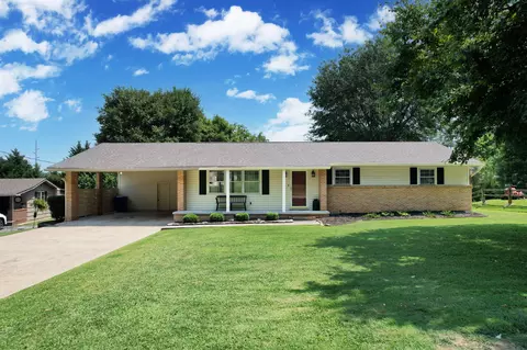 2418 NW Walnut Dr, Cleveland, TN 37311