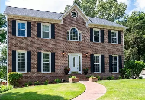 199 NE Wade Dr, Calhoun, GA 30701
