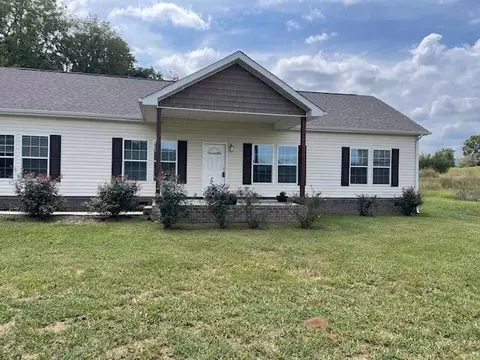 115 Waters Edge Dr, Spring City, TN 37381