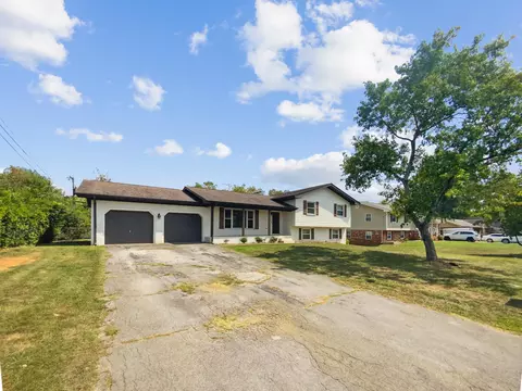 2306 Brookwood Dr, Chattanooga, TN 37421