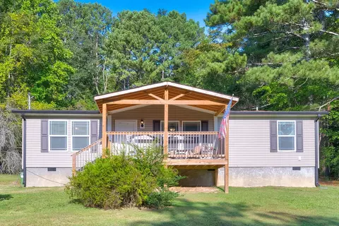 1508 Peavine Rd, Rock Spring, GA 30739