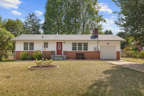 5418 Sunny Dell Ln, Chattanooga, TN 37412