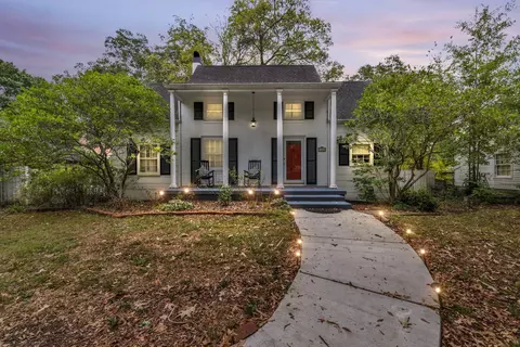 202 Brookfield Ave, Chattanooga, TN 37411