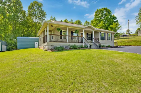 1997 Kings Hill Rd, Spring City, TN 37381