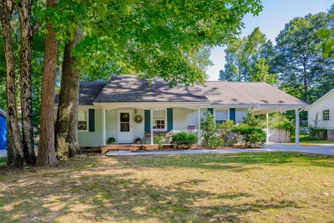 402 Park St, Lafayette, GA 30728