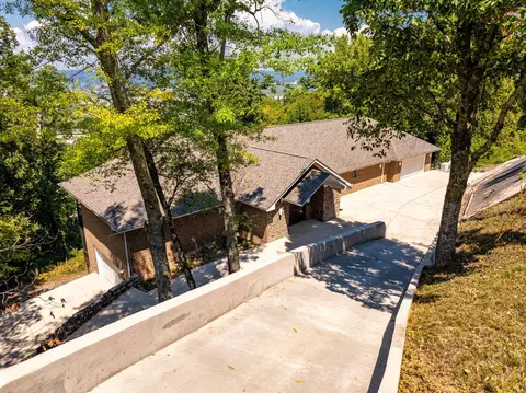 231 S Crst, Chattanooga, TN 37404