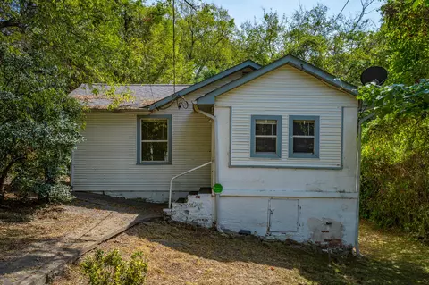 126 Sprayner Ter, Lookout Mountain, TN 37350
