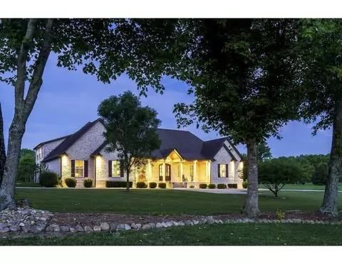 150 Southern Woods Ct, Cookeville, TN 38506