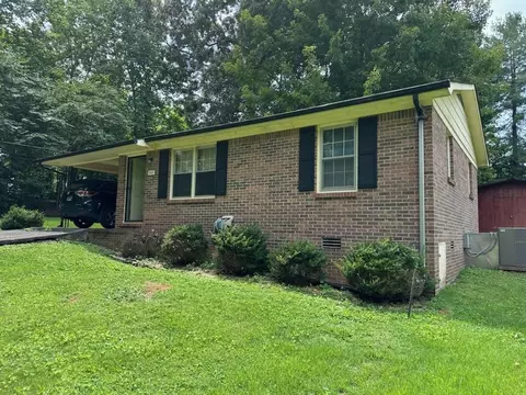 542 Royal Dr, Rock Island, TN 38581