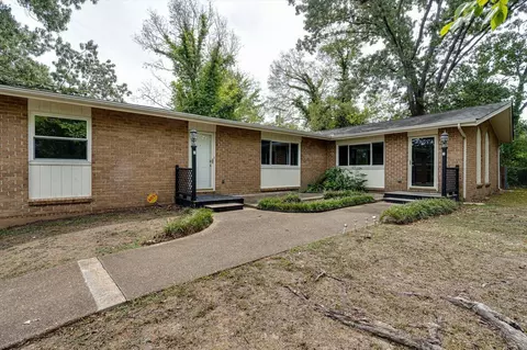 3600 Gleason Dr, Chattanooga, TN 37412