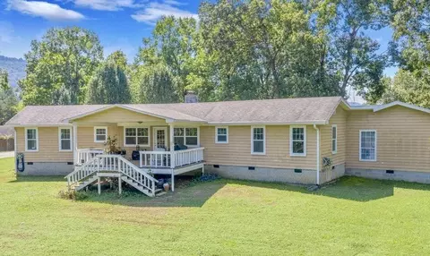271 Melissa Dr, Trenton, GA 30752