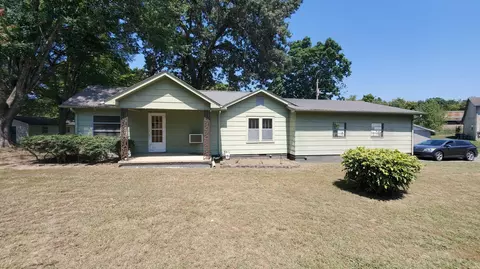 112 North Ave, Athens, TN 37303