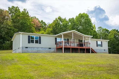 4564 Brockdell Rd, Pikeville, TN 37367