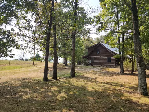 653 County Road 621, Mentone, AL 35984