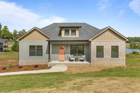 352 Ginger Lake Dr, Rock Spring, GA 30739