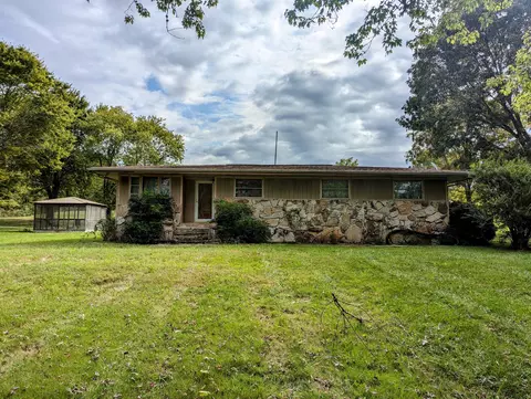 1849 Oak Hill Rd, Dayton, TN 37321