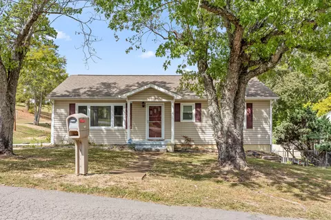108 Ensign Rd, Rossville, GA 30741
