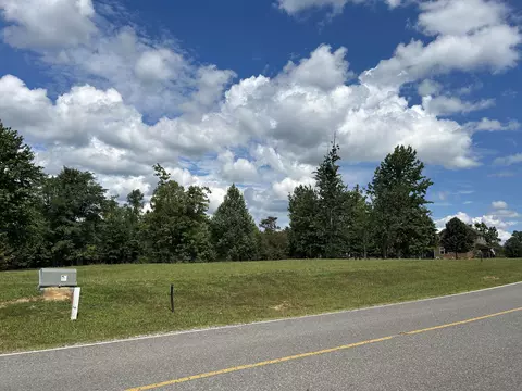 180 Raulston Falls Rd #JH-122, Jasper, TN 37347