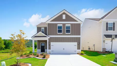 8352 Bright Water Dr, Ooltewah, TN 37363