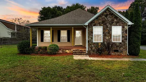 802 Poplar Springs Rd, Ringgold, GA 30736