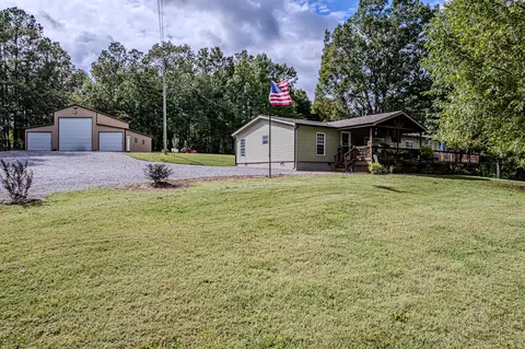330 Creek Rd, Sweetwater, TN 37874