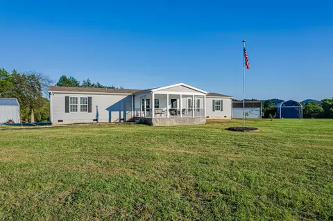 3694 Highway 411 N, Madisonville, TN 37354