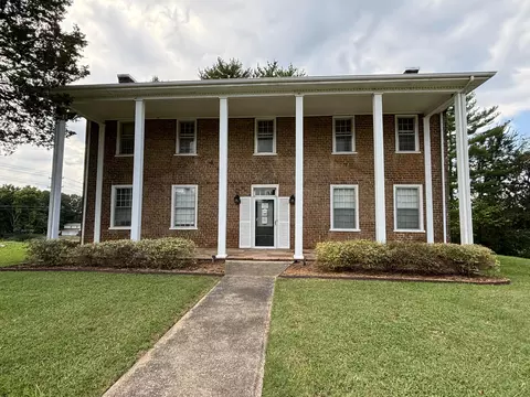 755 Old Hwy 68, Sweetwater, TN 37874