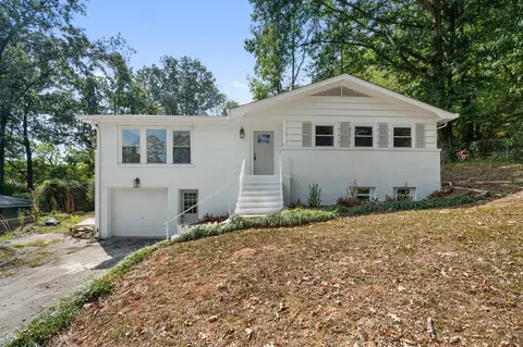 995 Elaine Trl, Chattanooga, TN 37421
