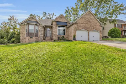 7840 Safari Dr, Chattanooga, TN 37421