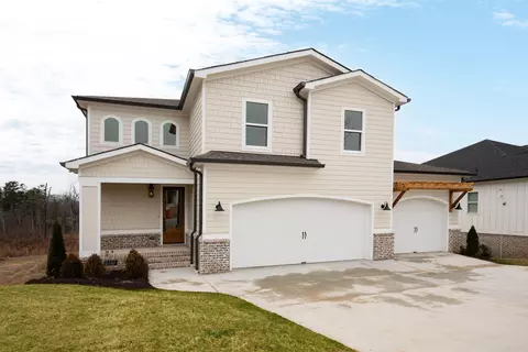 1838 River Breeze Dr, Soddy Daisy, TN 37379