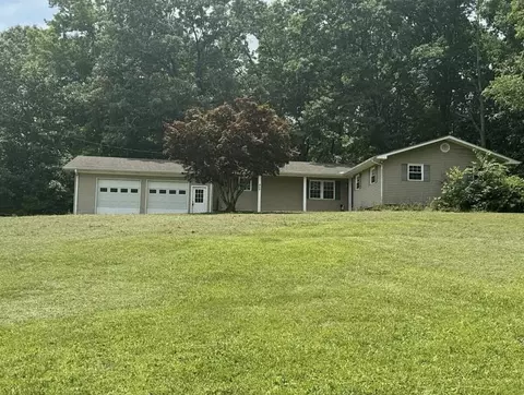 459 Fox Bridge Rd SE, Dalton, GA 30721