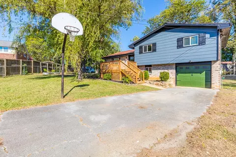 3 Shamrock Cir, Fort Oglethorpe, GA 30742