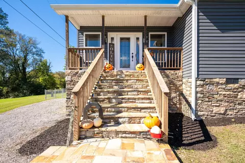 35 Walnut St, Jasper, TN 37347